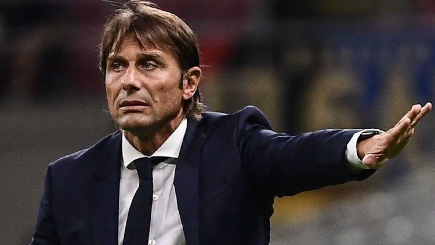 Κόκκινος: Έχει τον τρόπο του ο Κόντε