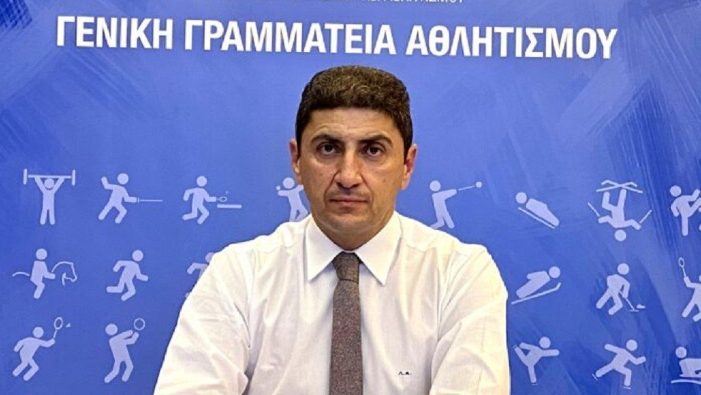 Κίνηση που έδειξε πολλά: Η αντίδραση Μητσοτάκη όταν είδε μπροστά του τον Λευτέρη Αυγενάκη