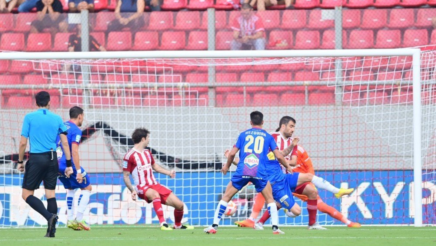 Αντωνίου: «Καμία ομάδα δεν παίζει ελκυστικό ποδόσφαιρο, ο Ολυμπιακός δεν πείθει»