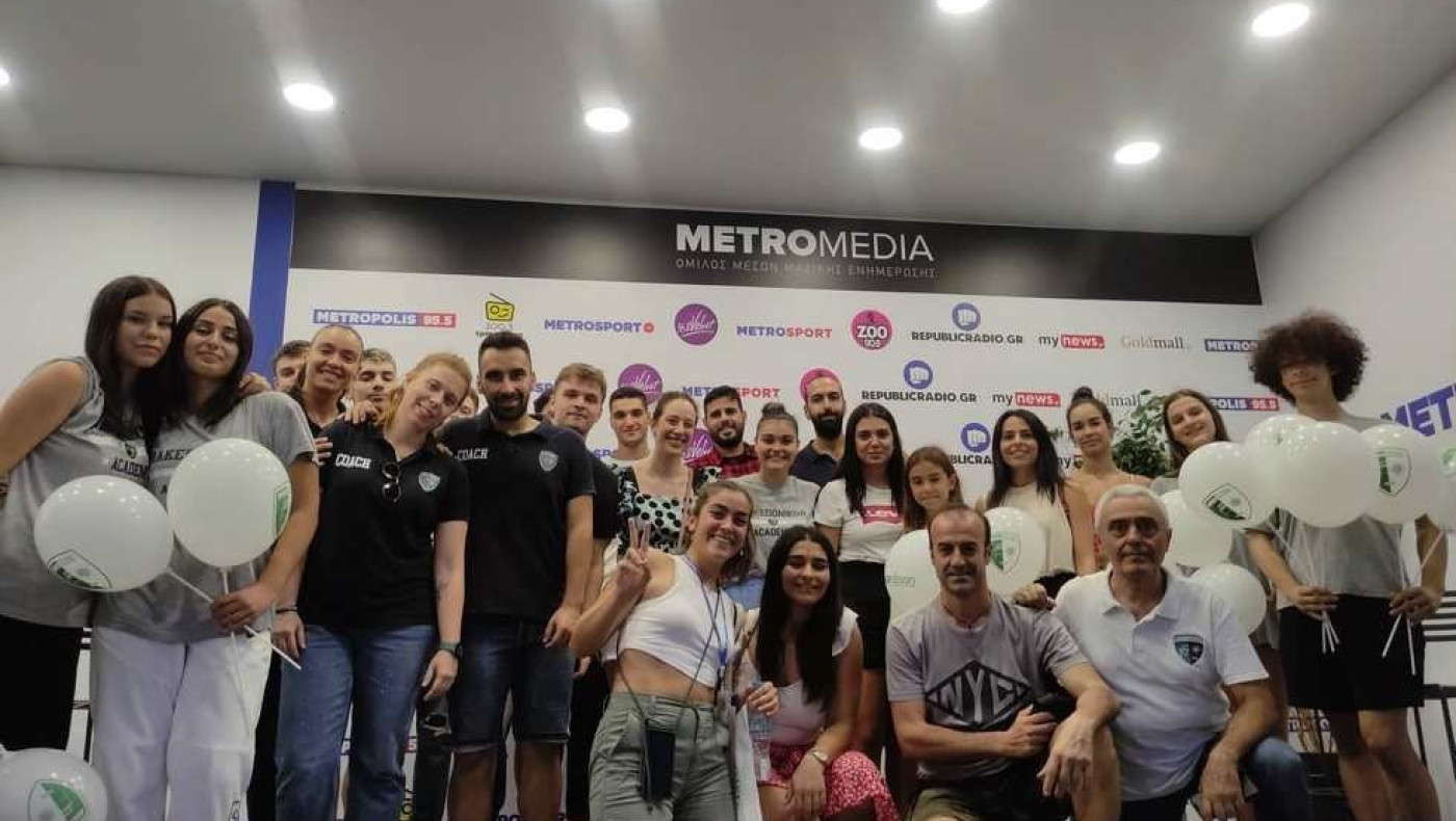 Επίσκεψη τμημάτων βόλεϊ και ακαδημιών Μακεδονικού στο περίπτερο της Metromedia