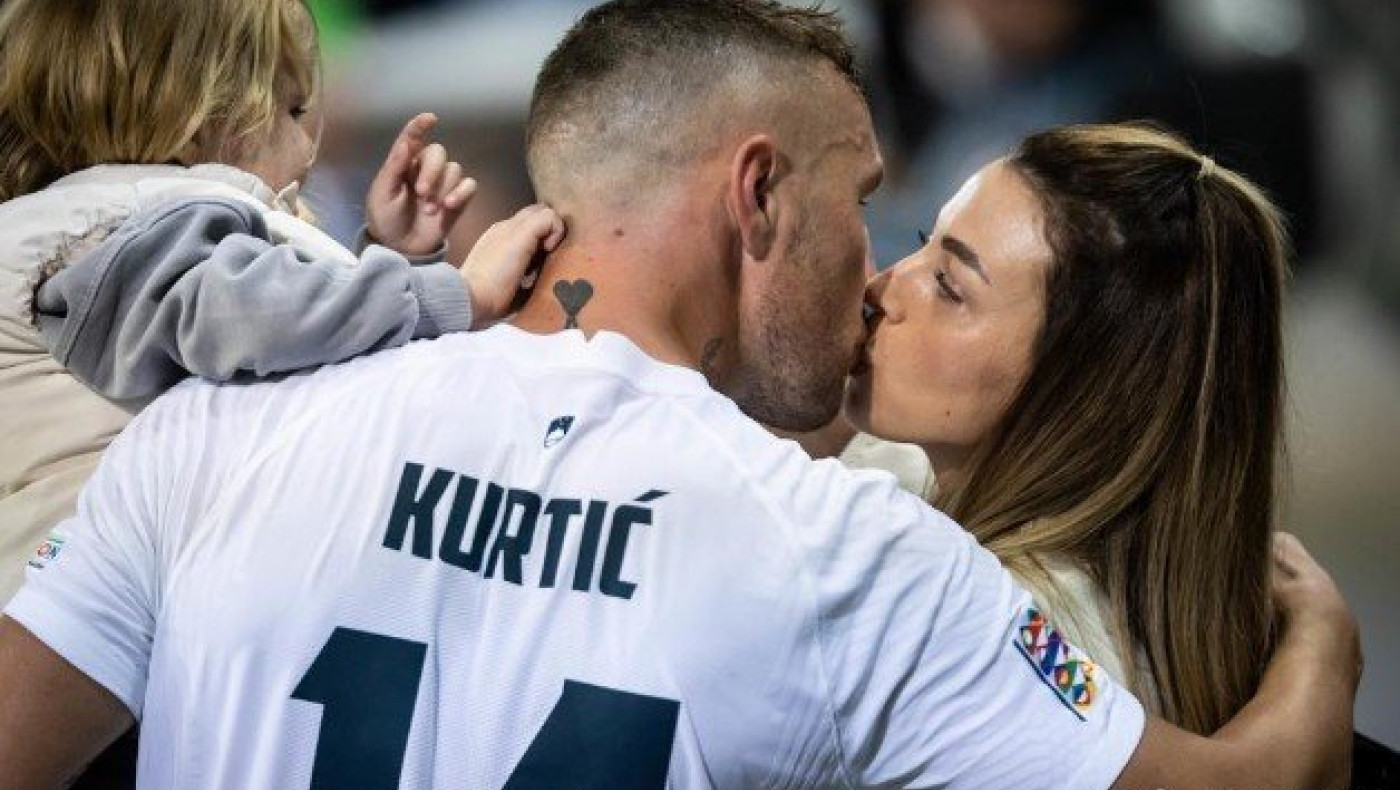 Ο Κούρτιτς πανηγύρισε με παθιασμένο φιλί τη νίκη της Σλοβενίας