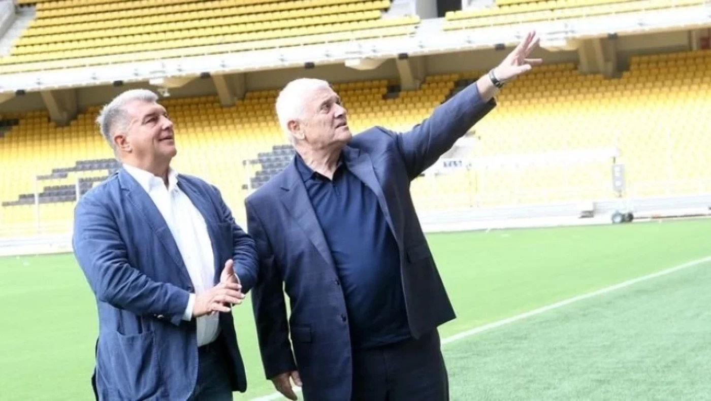 Ο Λαπόρτα επισκέφτηκε την OPAP Arena