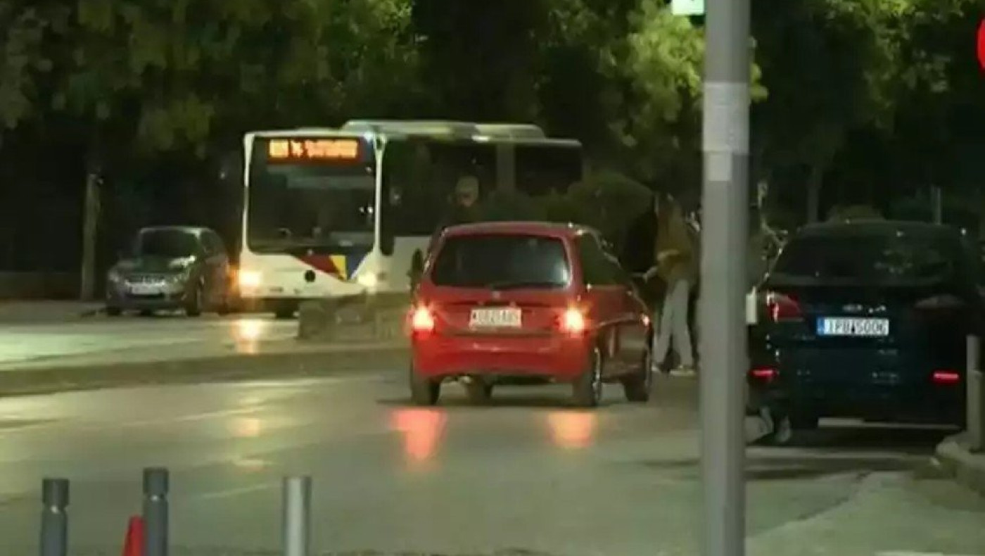 Θεσσαλονίκη: Παραδόθηκε ο οδηγός που παρέσυρε live πεζή γυναίκα