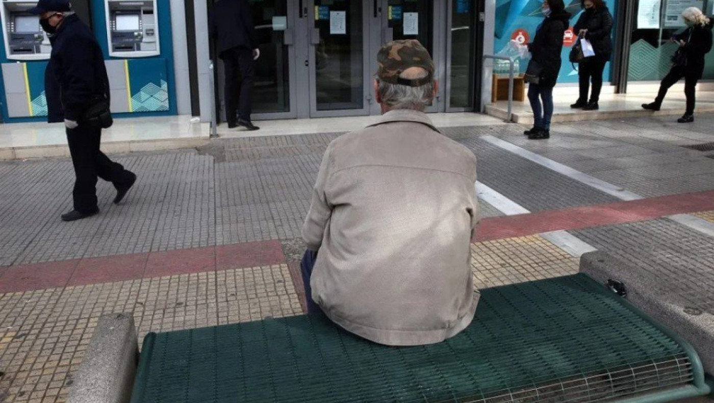 Αναδρομικά συνταξιούχων: Ποιοι θα πάρουν επιστροφές, δώρα και επικουρικές