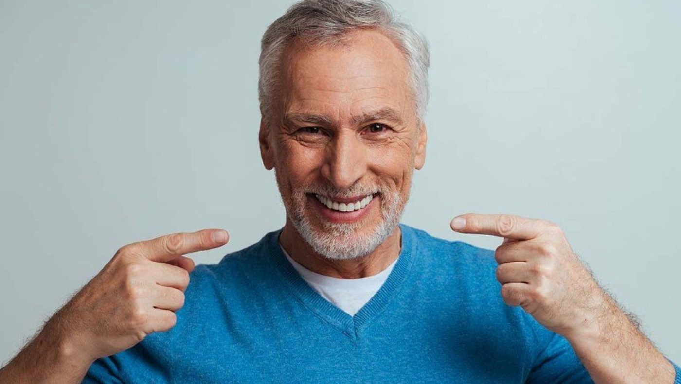 Ματώνουν συχνά τα ούλα σας; Για ποιες 4 νόσους θα πρέπει να ανησυχήσετε