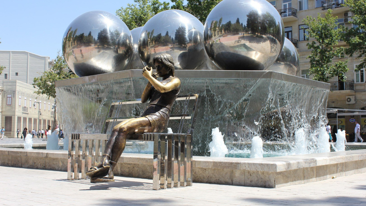 Πλατεία Σιντριβανιών