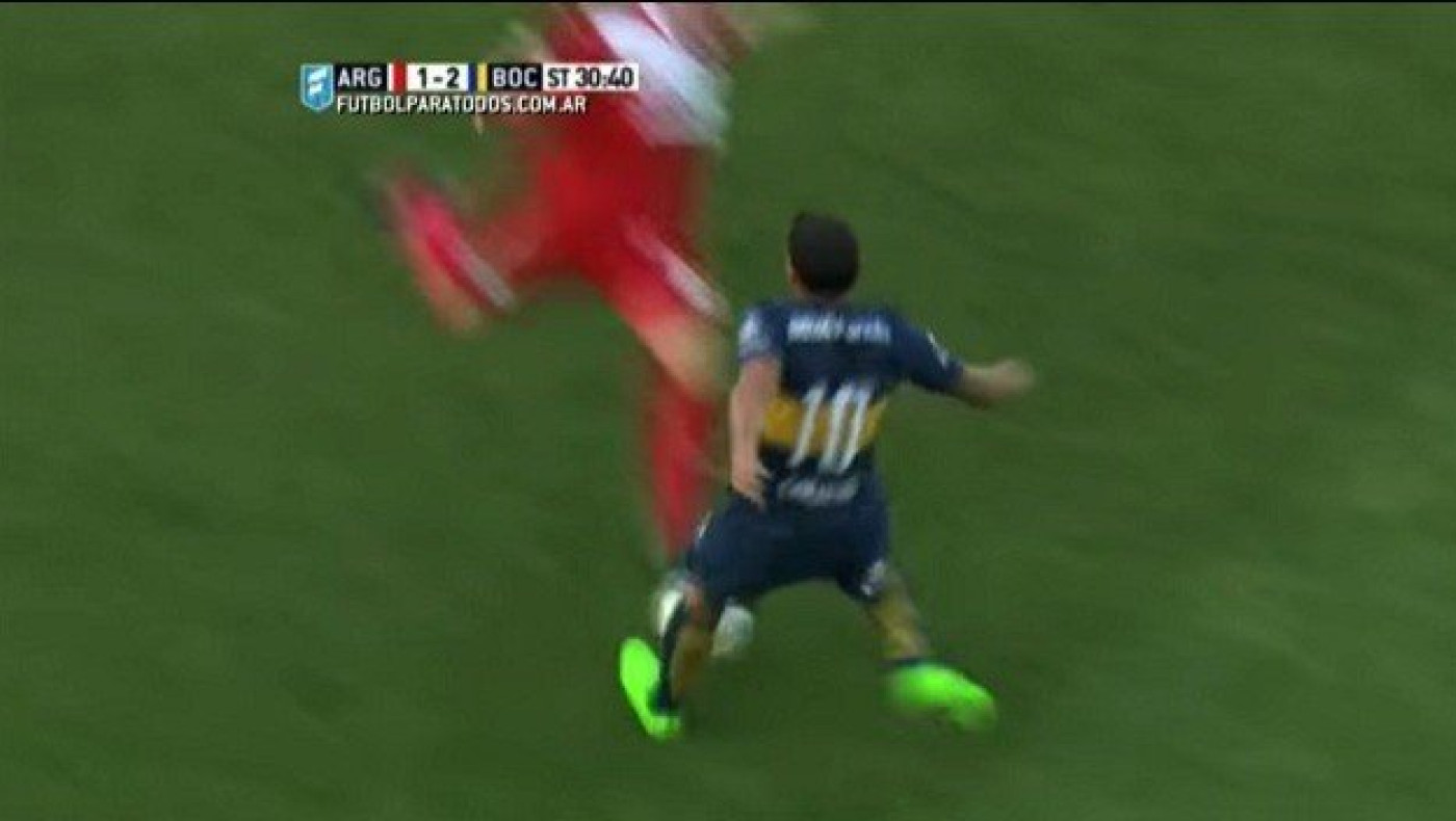 Ο Τέβες έσπασε το πόδι αντιπάλου (video)