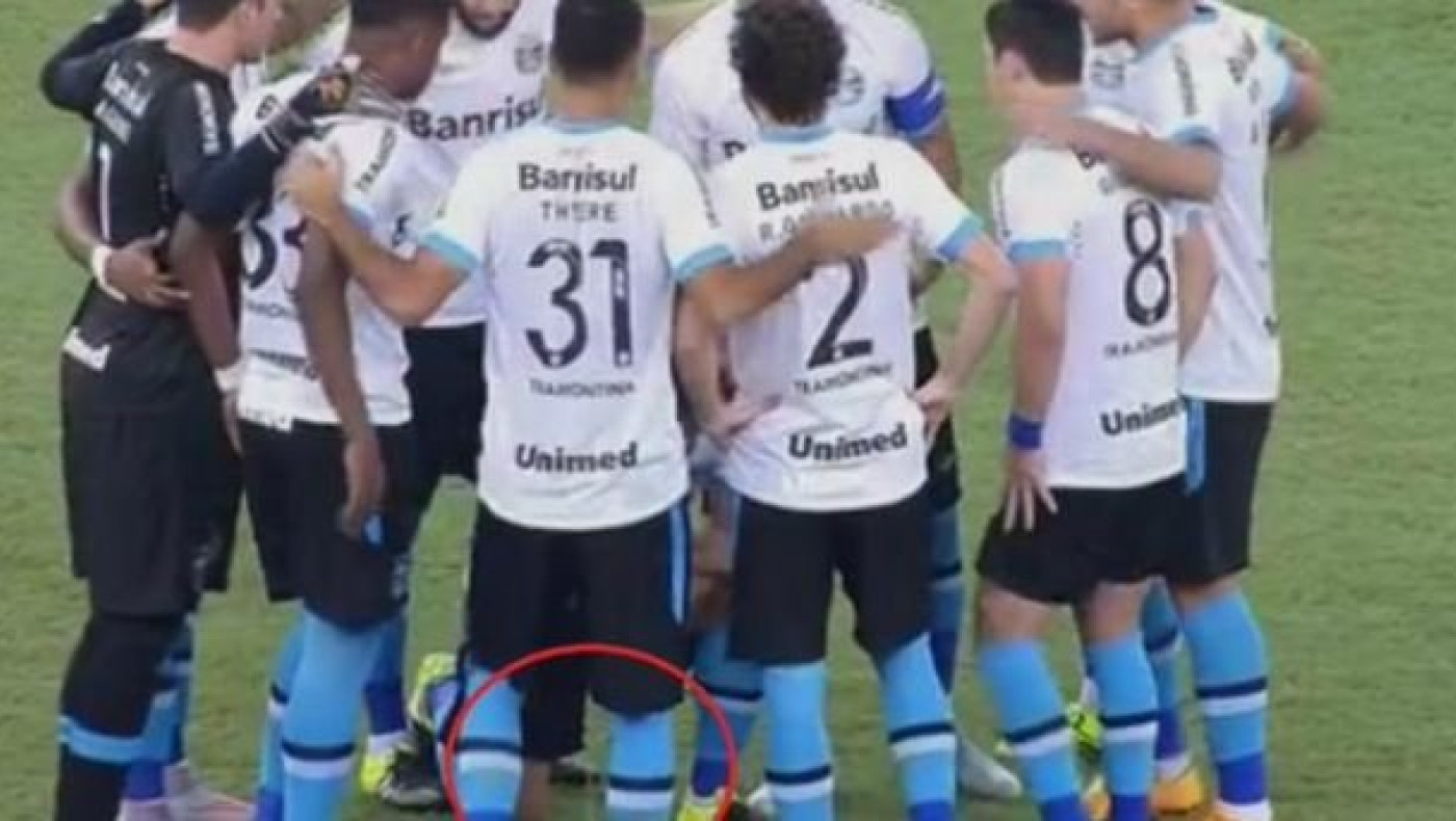 Έκανε την ανάγκη του στο κέντρο του Μαρακανά (video)