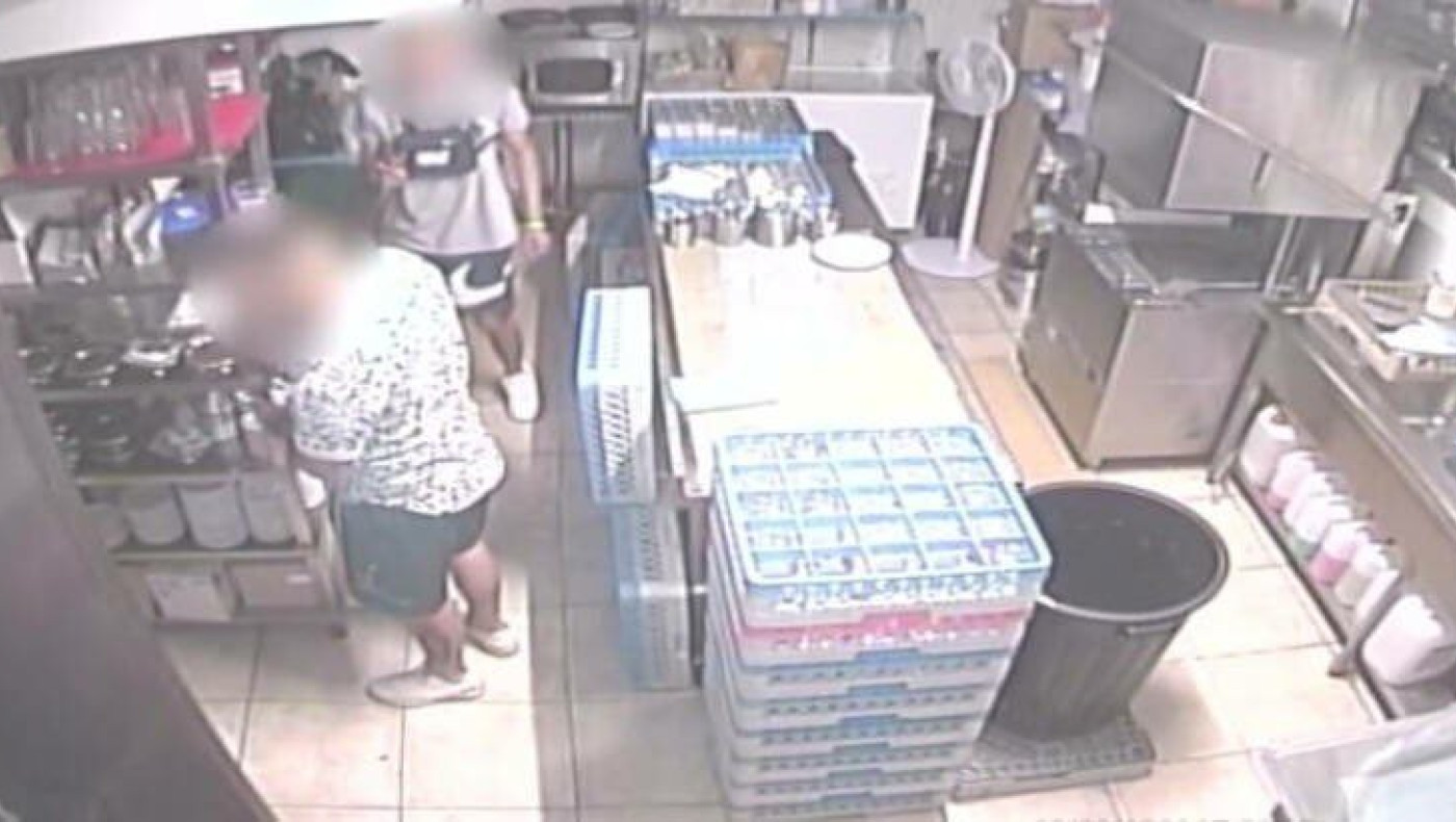 Θεσσαλονίκη: Έκαναν το σταυρό τους και…. μπήκαν για ληστεία σε ζαχαροπλαστείο!