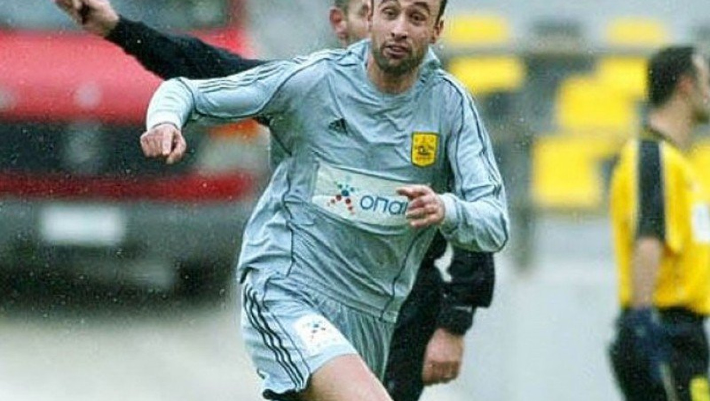 Μίμης Μπενίσκος: «Θα έβαζα τον Γκρέϊ στην κορυφή της επίθεσης»