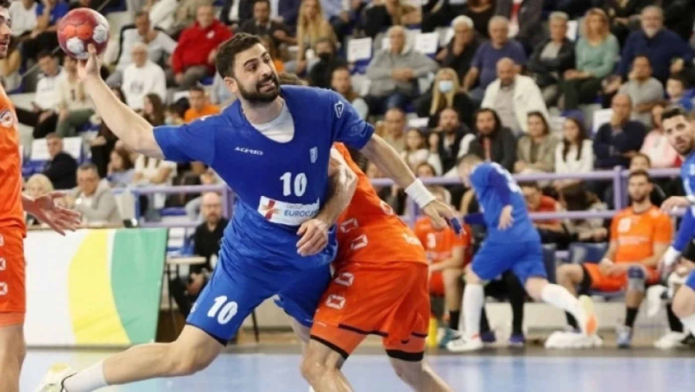 Τεράστια νίκη για την εθνική χάντμπολ