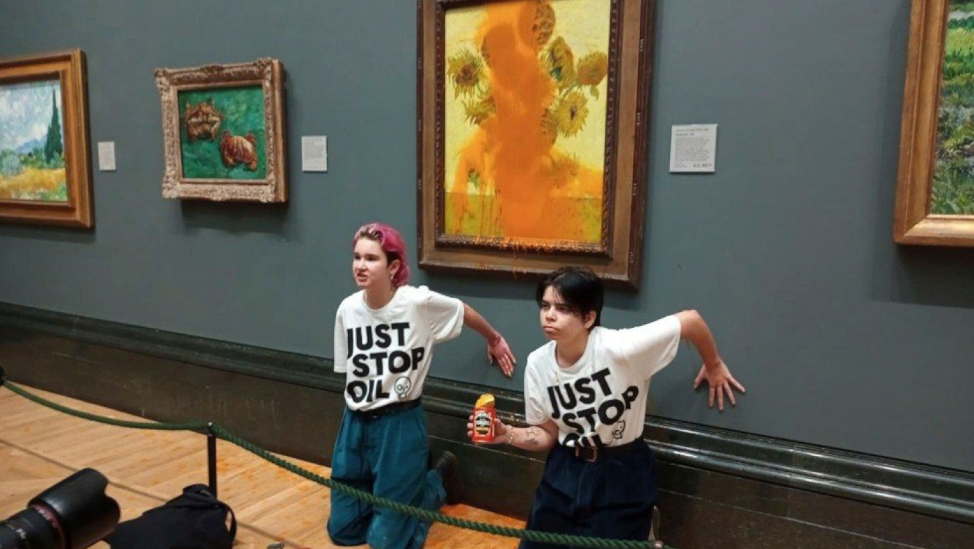 Ντοματόσουπα σε αριστούργημα του Βαν Γκογκ έριξαν ακτιβιστές στο Λονδίνο