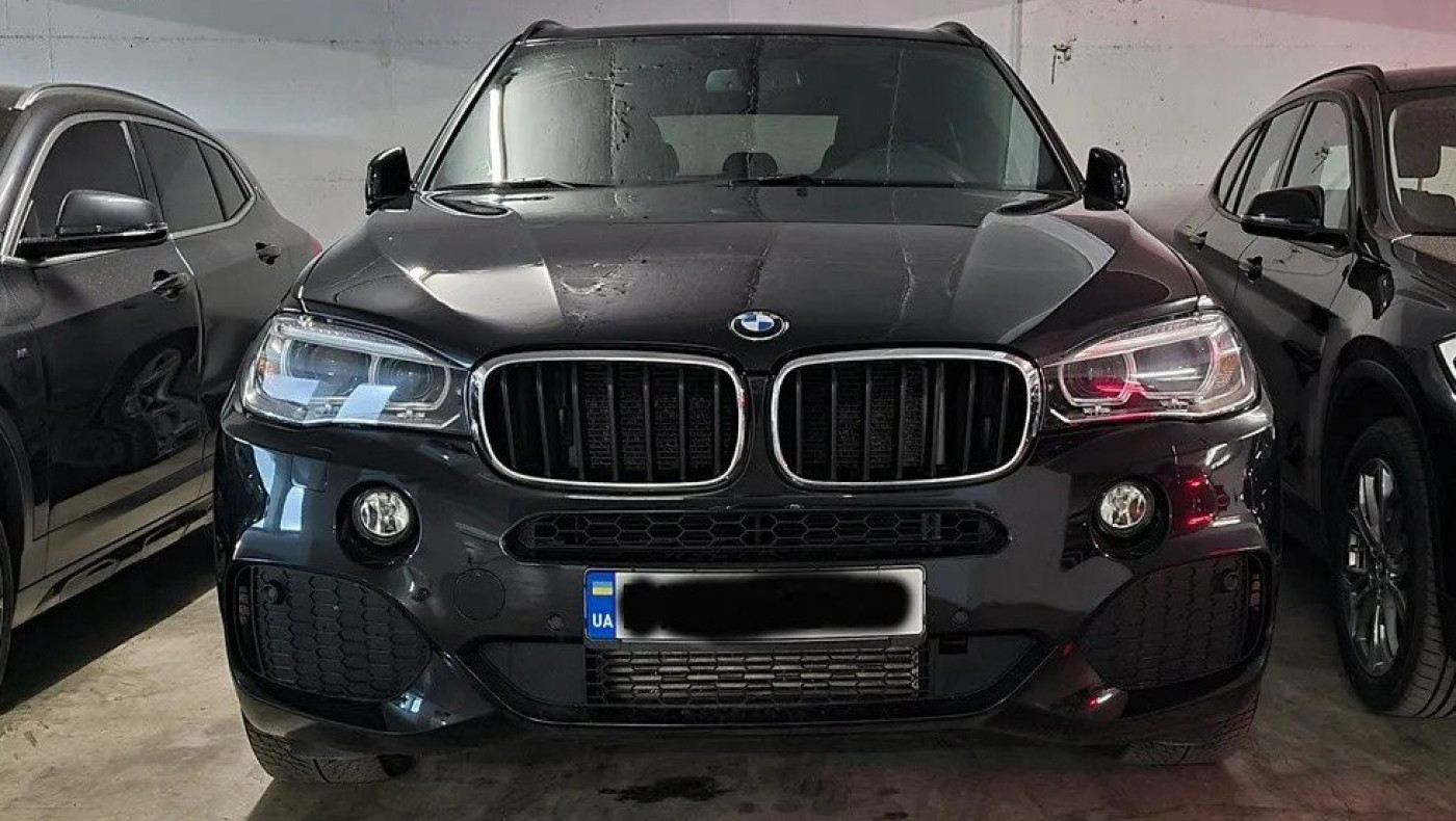 Γέμισε η Ελλάδα με πολυτελή αυτοκίνητα από την Ουκρανία