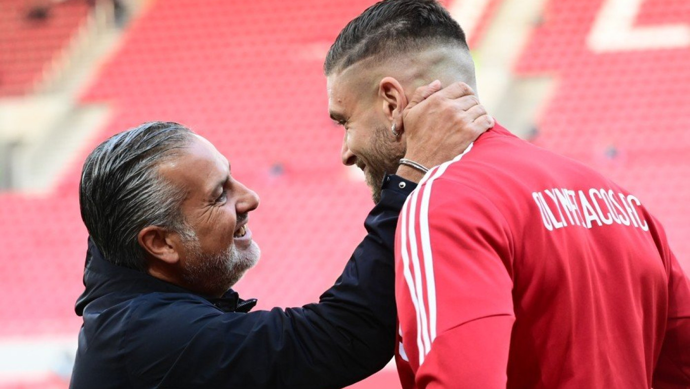 Αγκαλιές Πασχαλάκη με τον Μπότο και τους πρώην συμπαίκτες του (pics)