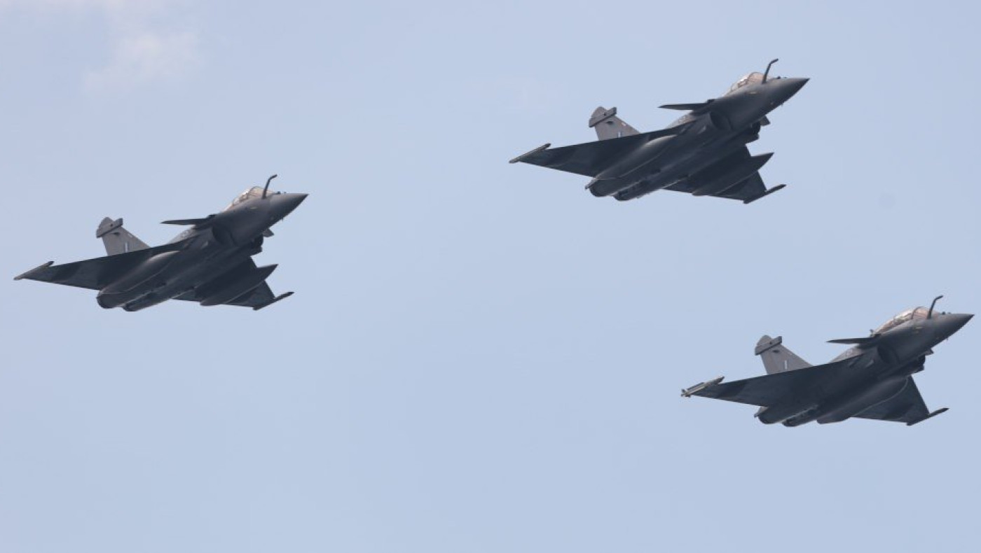 «Είμαστε και θα παραμένουμε έτοιμοι - Τιμή σε εκείνους που φυλάττουν Θερμοπύλες»