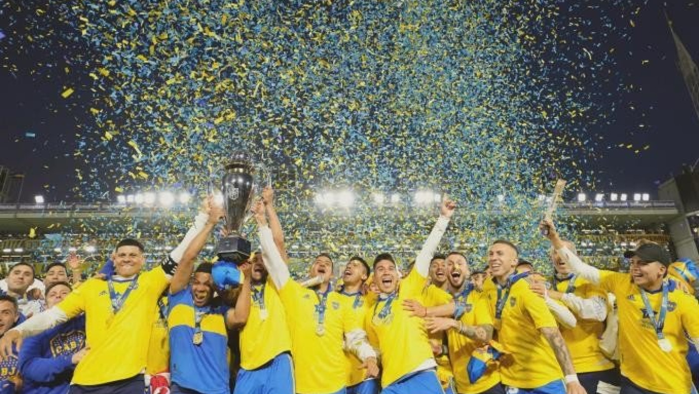 Τρελό πάρτι στο Μπομπονέρα για την απονομή του πρωταθλήματος στη Μπόκα