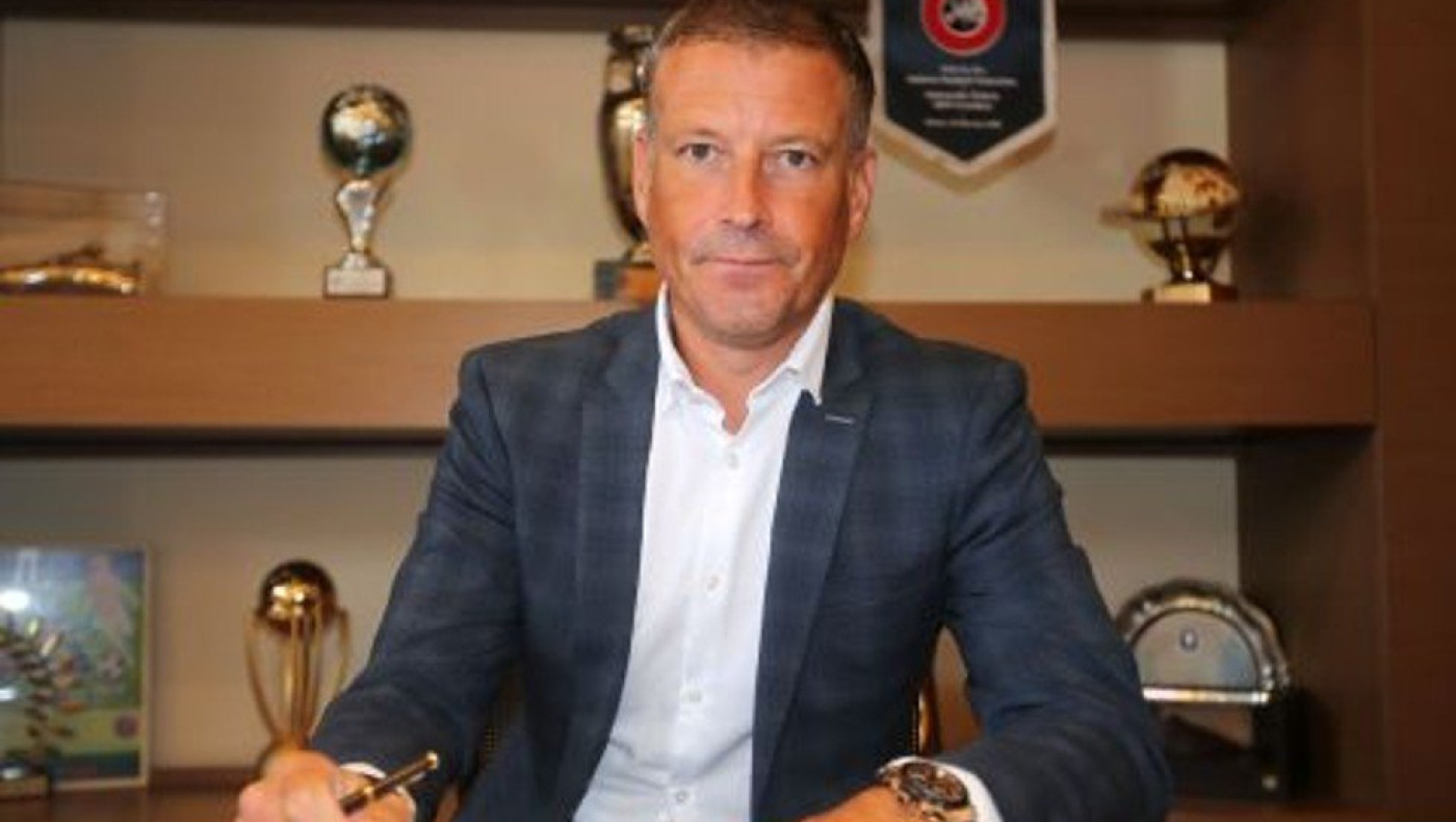 Sun: Απειλές στον Κλάτενμπεργκ μετά από ισχυρισμό προέδρου ότι είναι gay