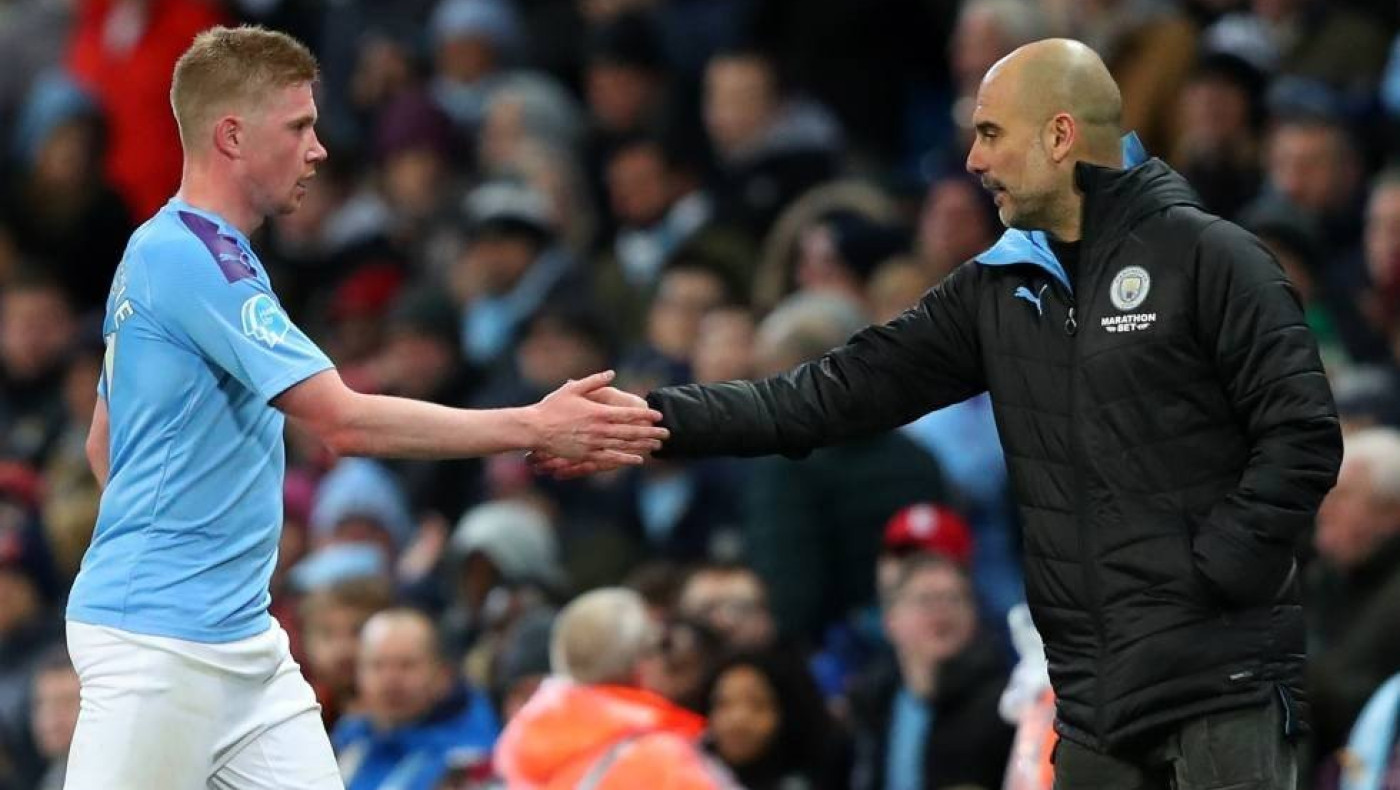 Πεπ Γκουαρδιόλα: «Ξέρω πολύ καλά τον Ντε Μπρούινε, μόνο μαζί δεν έχουμε κοιμηθεί» (vid)