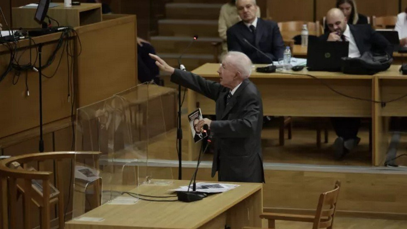 Πειθαρχική δίωξη σε βάρος του Κωνσταντίνου Πλεύρη για τους ναζιστικούς χαιρετισμούς του