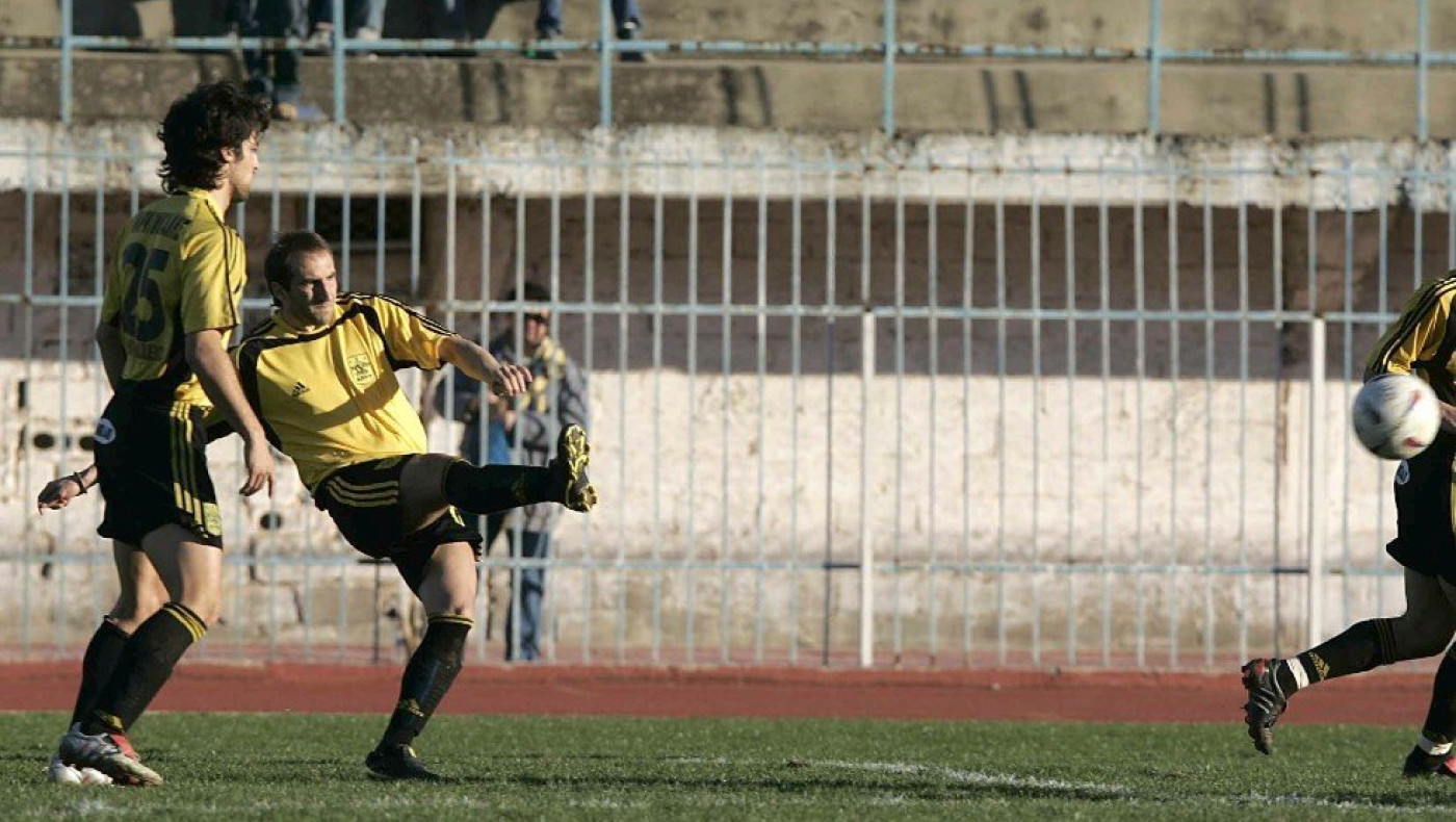 Ο Κώστας Νεμπεγλέρας αναπολεί το χατ τρικ του με τη φανέλα του Άρη