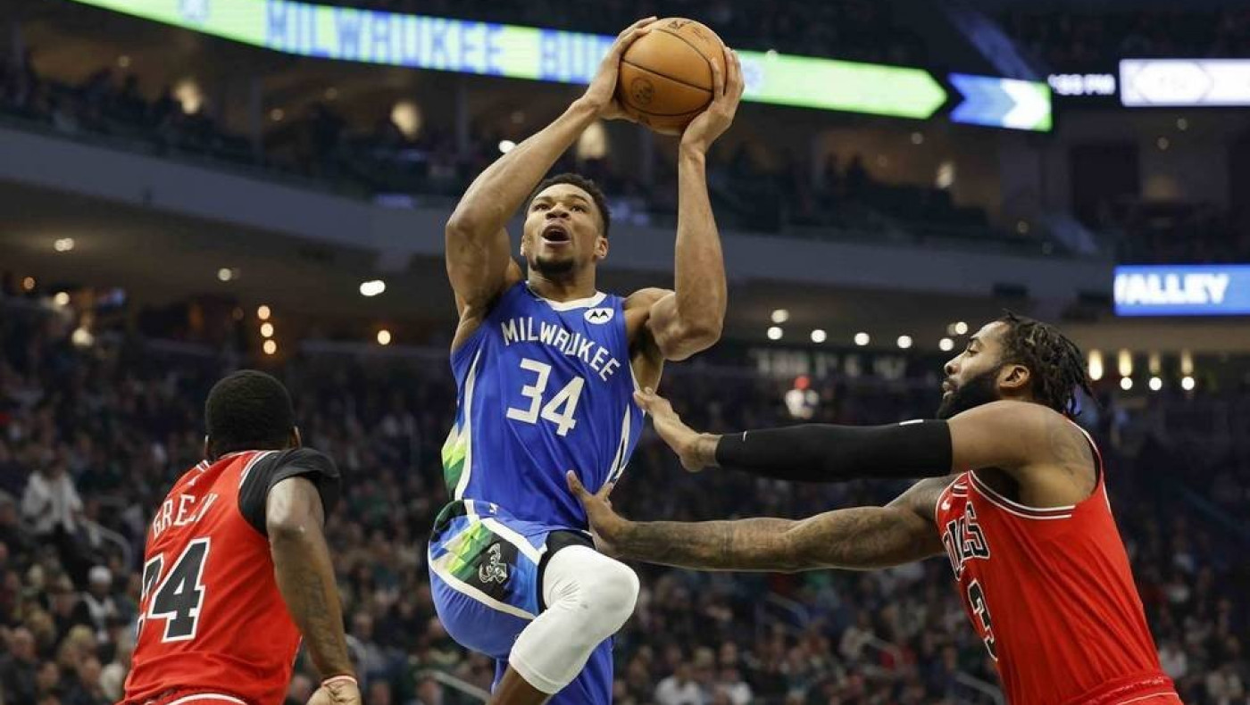 ΝΒΑ: Ασταμάτητος ο Αντετοκούνμπο αλλά δεν αρκούσε για τους Μπακς