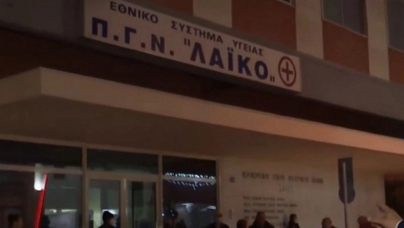 Αδιανόητες εικόνες: Ουρές καρκινοπαθών από τα χαράματα για μια χημειοθεραπεία