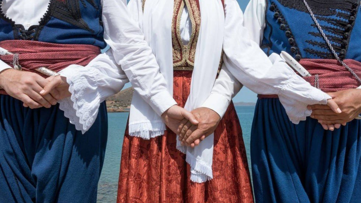 «Βάκχαι»: Μάθε Παραδοσιακούς Χορούς!