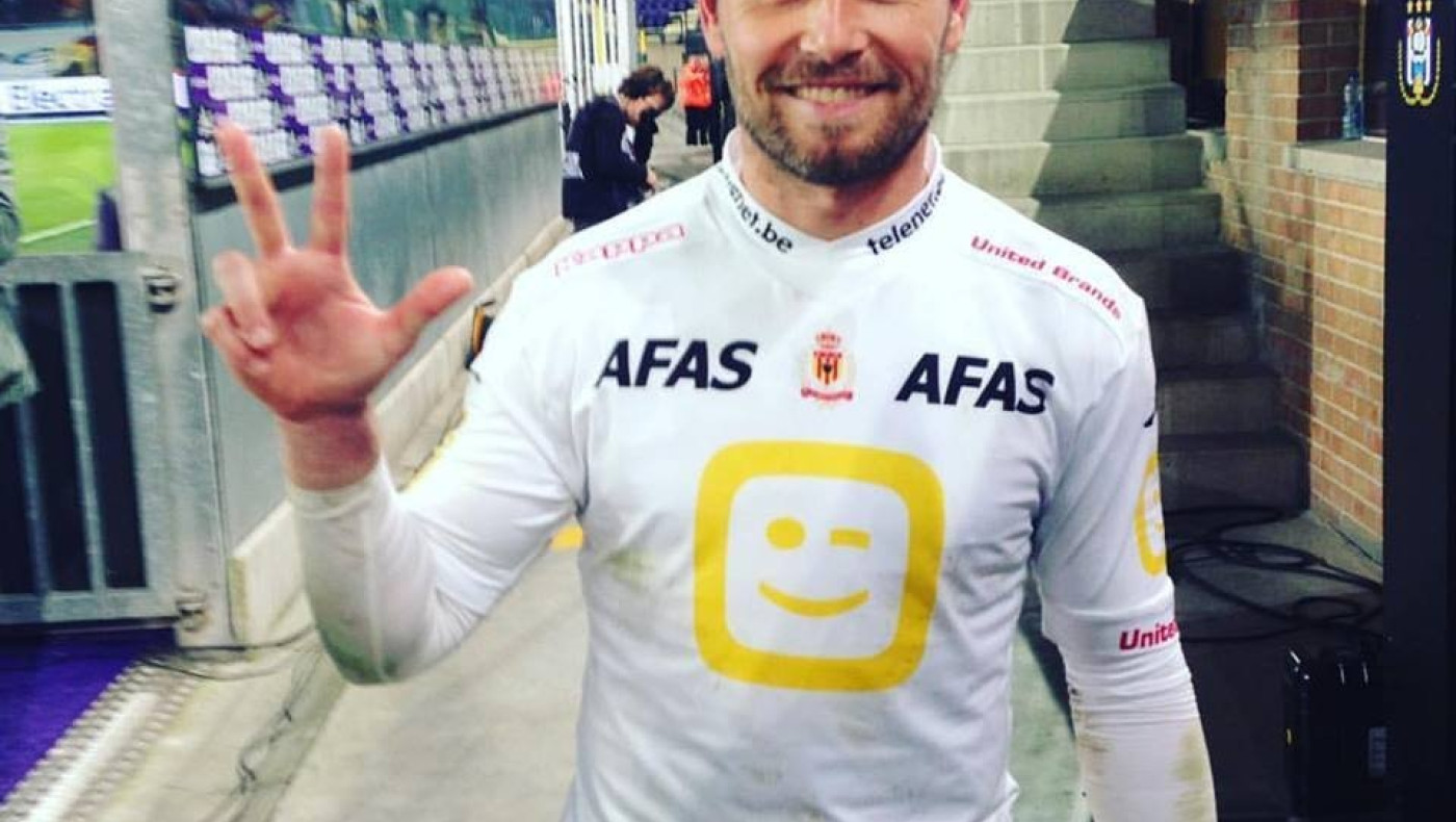 Είπε τρία «όχι» σε εκτελέσεις πέναλτι και έγραψε ιστορία! (videos)