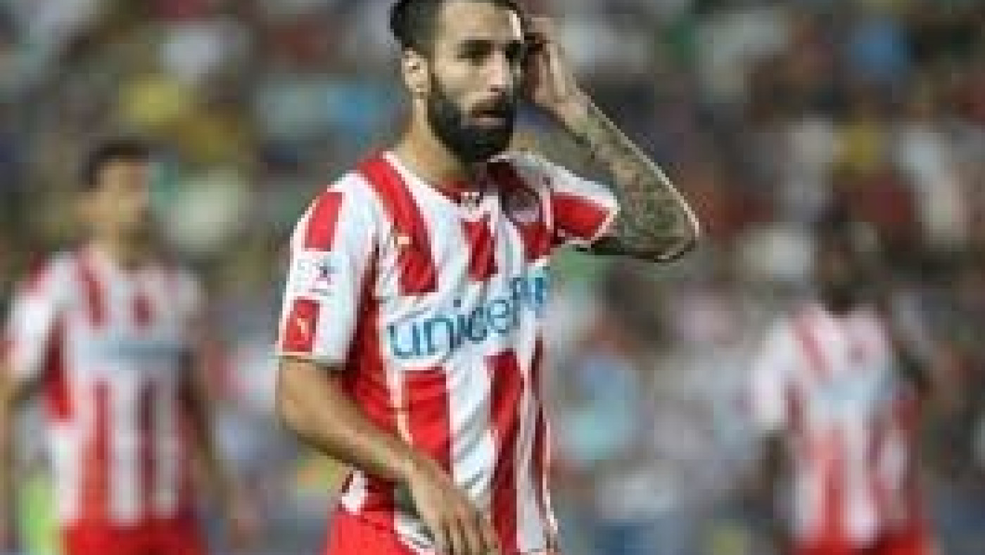 Χοντρές γκάφες από Mirror για Ολυμπιακό