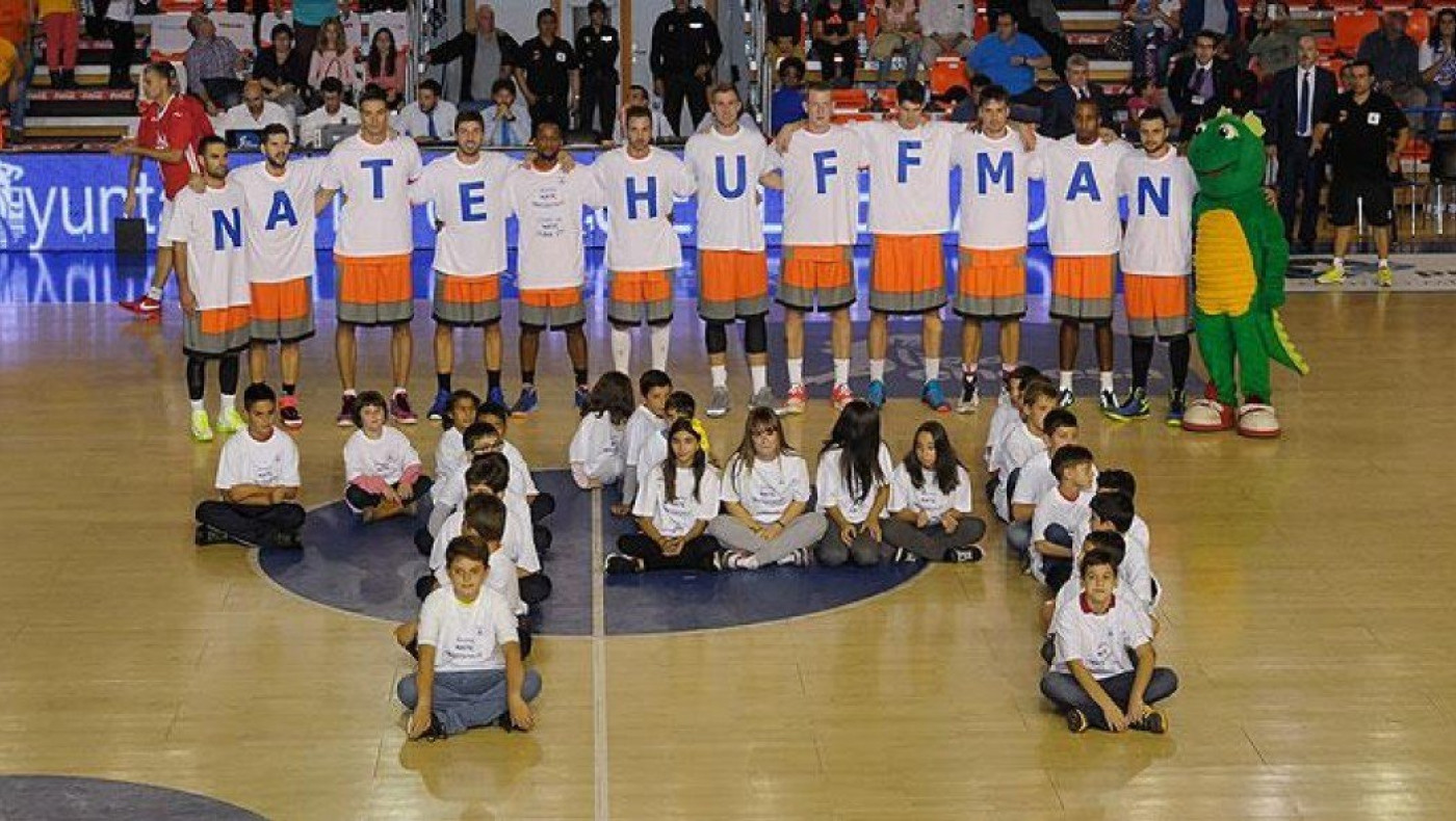 Συγκλονιστική στήριξη στον Χάφμαν! 