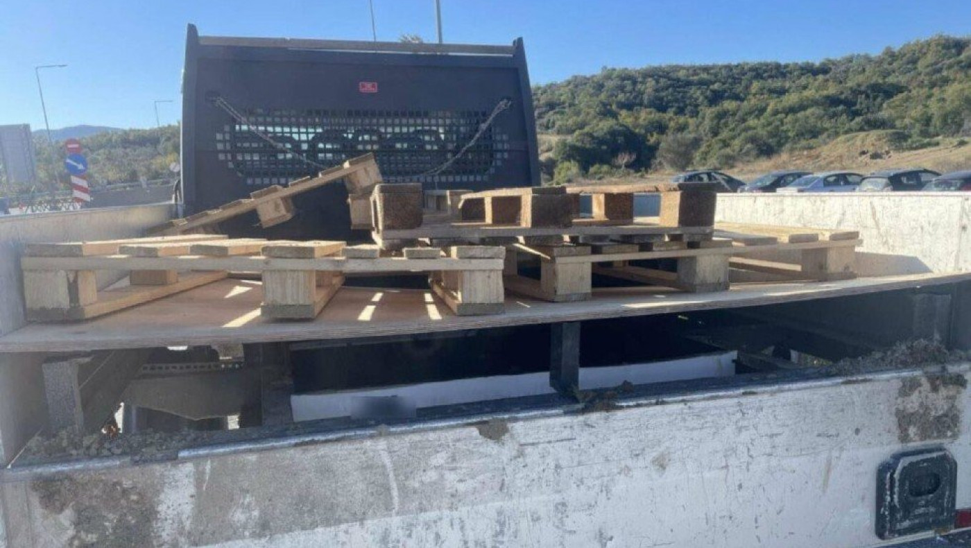 Απίστευτα πράγματα στη Θεσσαλονίκη: Δουλέμποροι έκρυβαν σε φορτηγά παράνομους μετανάστες