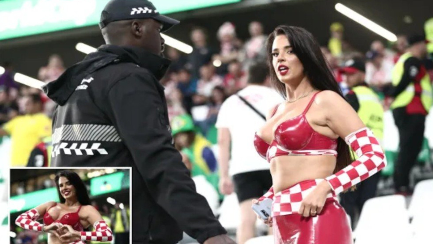 Μουντιάλ 2022: Η ασφάλεια του γηπέδου έκανε παρατήρηση στη σέξι Ιβάνα Κνολ