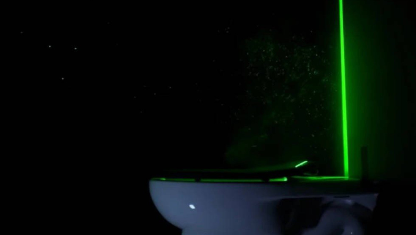 Βίντεο-Πείραμα: Τι γίνεται όταν τραβάμε καζανάκι τουαλέτας