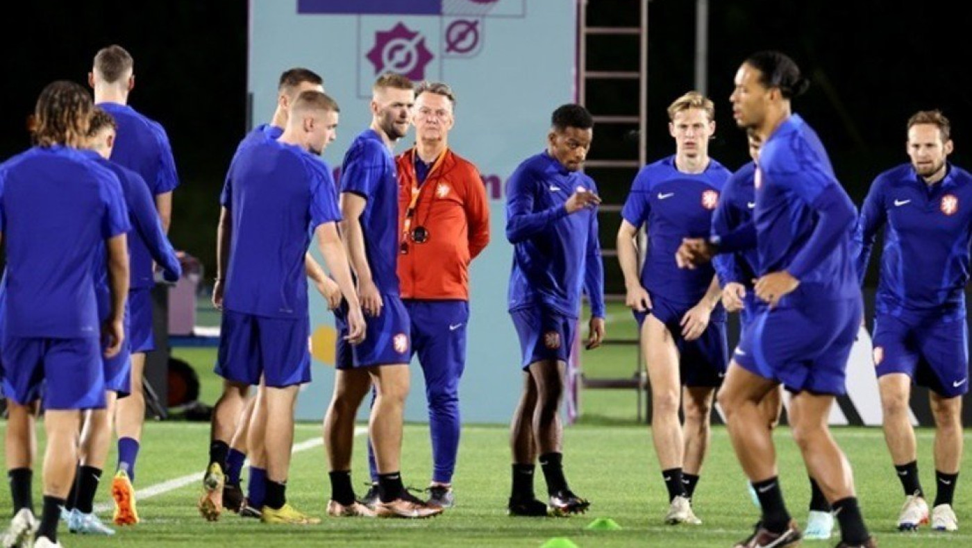 Μουντιάλ 2022-IFFHS: Ο Φαν Γκάαλ κυνηγάει απόψε το ρεκόρ του Σκολάρι