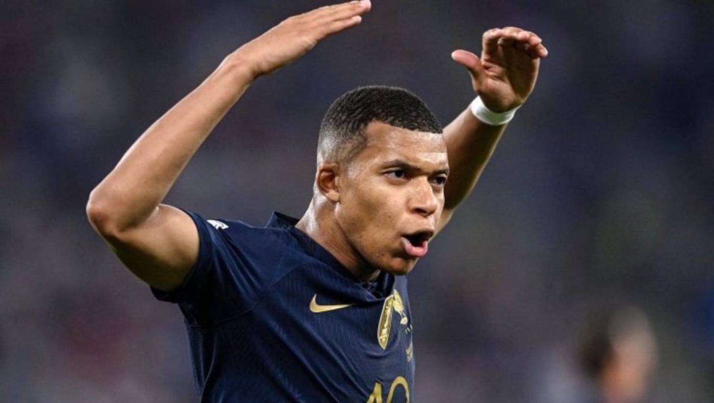 Sky Sports: «Η Παρί δέχτηκε την πρόταση της Αλ Χιλάλ για τον Εμπαπέ»