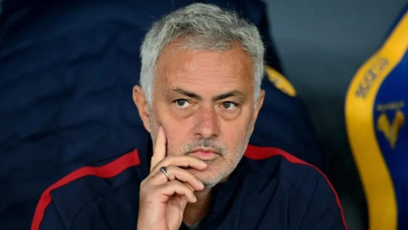 Στο γήπεδο για το Φενέρ-Ολυμπιακός ο Μουρίνιο