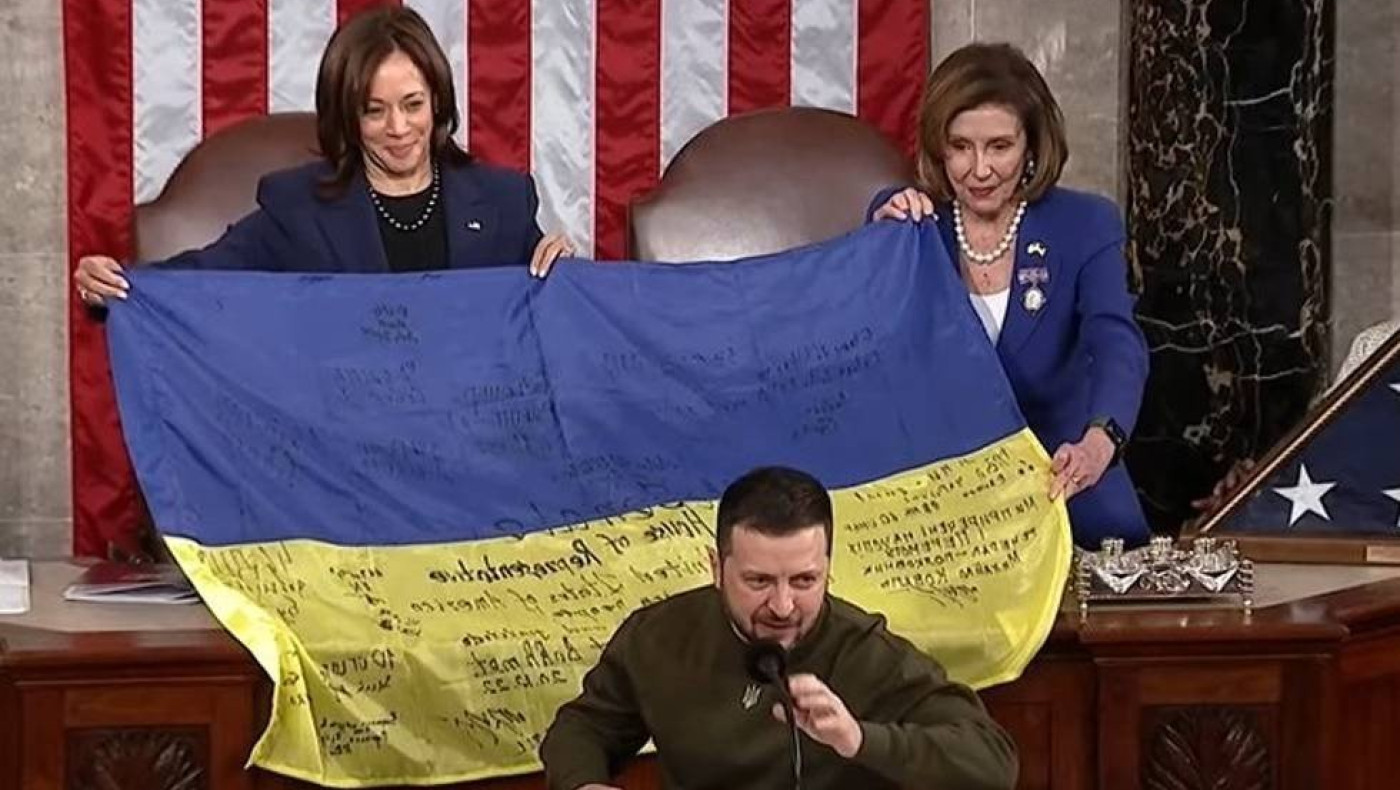 Ζελένσκι στο Κογκρέσο: «Τα χρήματά σας είναι επένδυση στην παγκόσμια ασφάλεια»