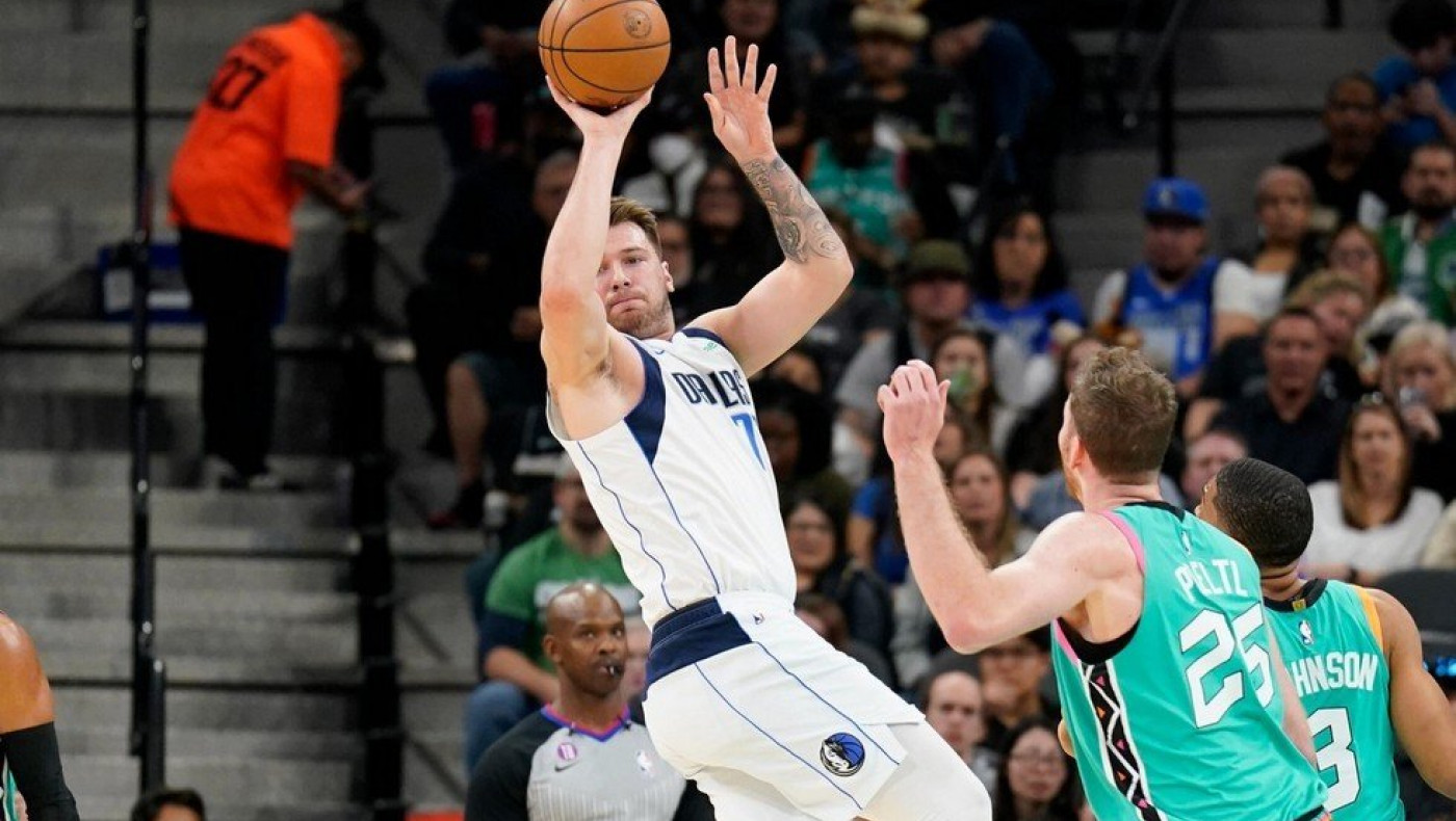 Ο Ντόνσιτς είπε «αντίο» στο 2022 με νέα μαγικά και «50άρα»