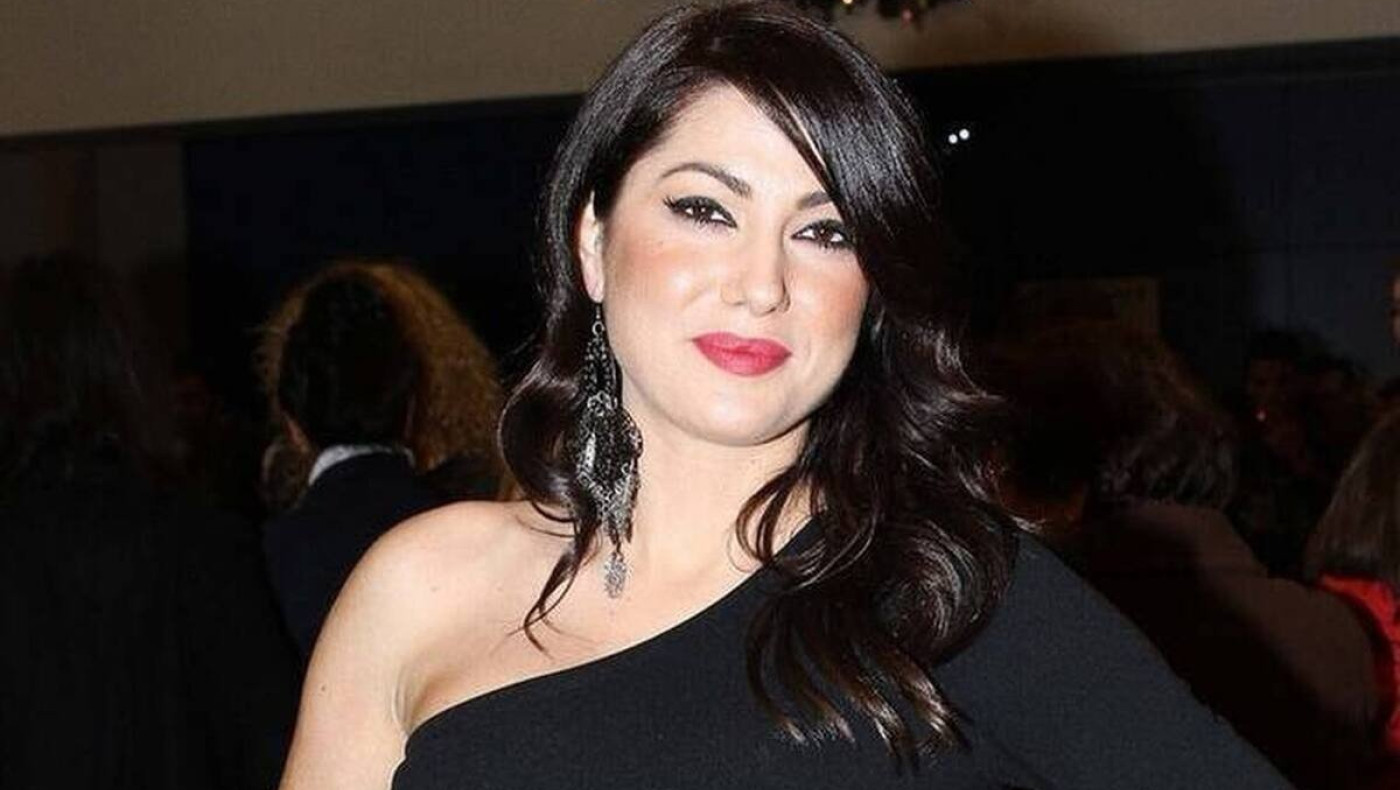 Κλέλια Ρένεση για τον πατέρα της: «Έζησε όλο τον εξευτελισμό του ΕΣΥ»