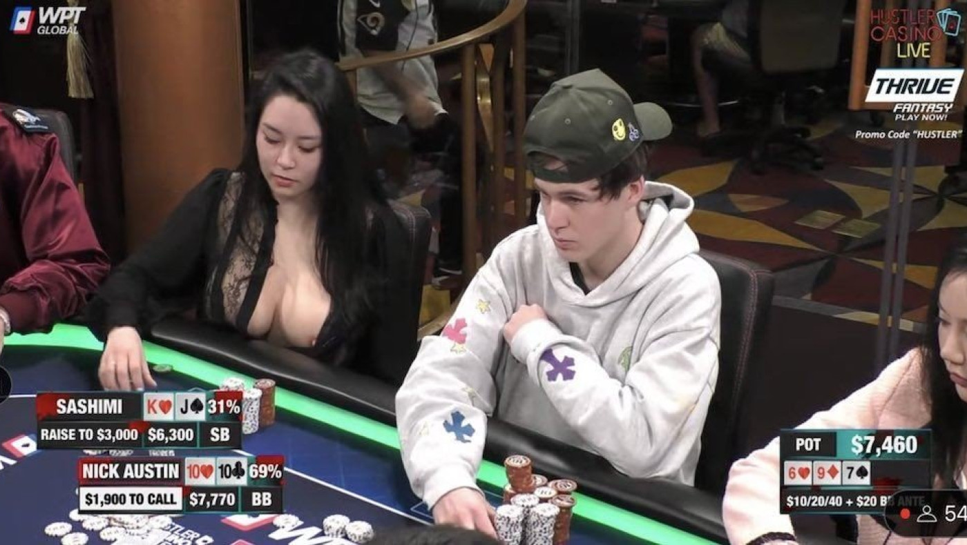 Sashimi: Κατηγορούν παίκτρια πόκερ ότι έδειξε το στήθoς της