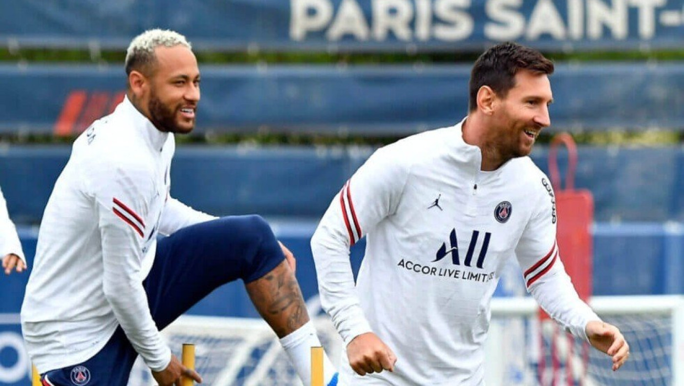 Το... πείραγμα του Νεϊμάρ στον Μέσι στην προπόνηση της Παρί