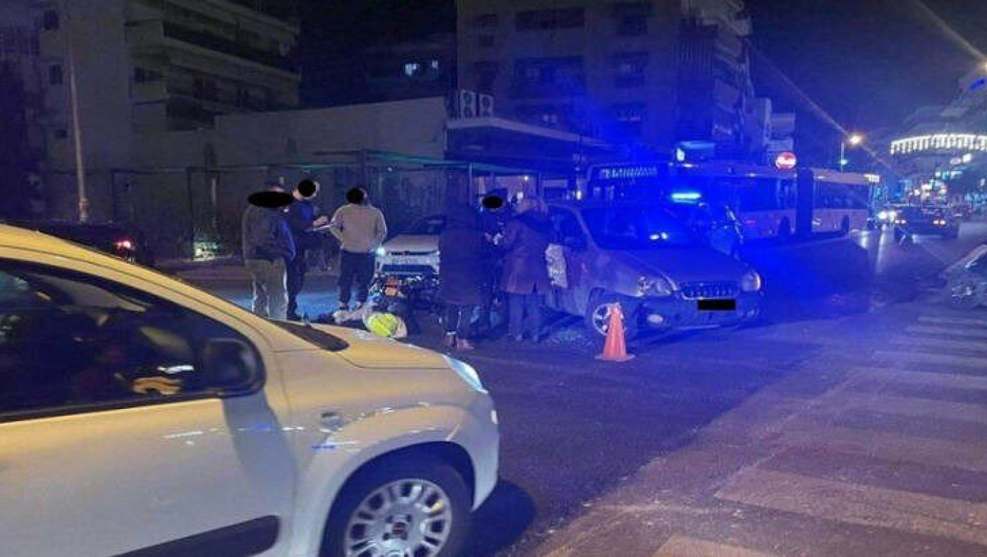 Τροχαίο με δύο τραυματίες στον Εύοσμο-Ένταση με Ρομά στο σημείο