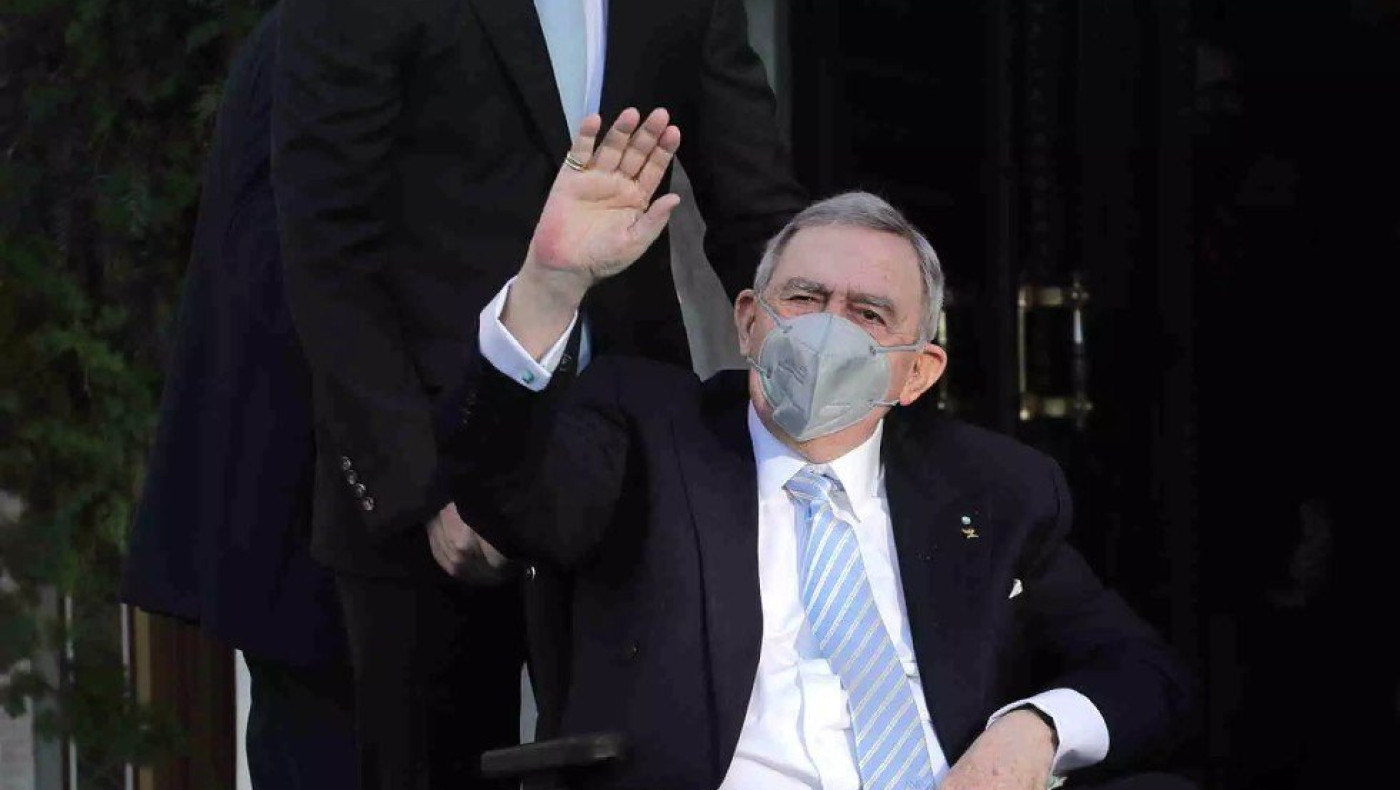 Σε κρίσιμη κατάσταση στο νοσοκομείο o τέως βασιλιάς Κωνσταντίνος