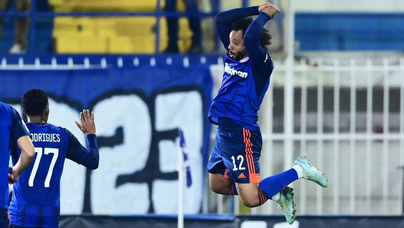 Χορταστική ισοπαλία στο Περιστέρι, στα προημιτελικά ο Ολυμπιακός (vids)