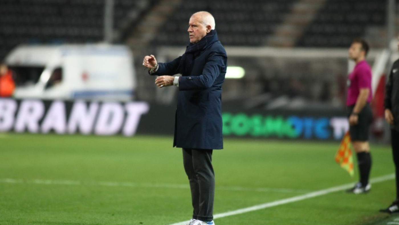 Αναστόπουλος: «Ο Ολυμπιακός δεν έπαιξε καλά - Ο Τσακαλίδης ήταν σε άλλο γήπεδο»