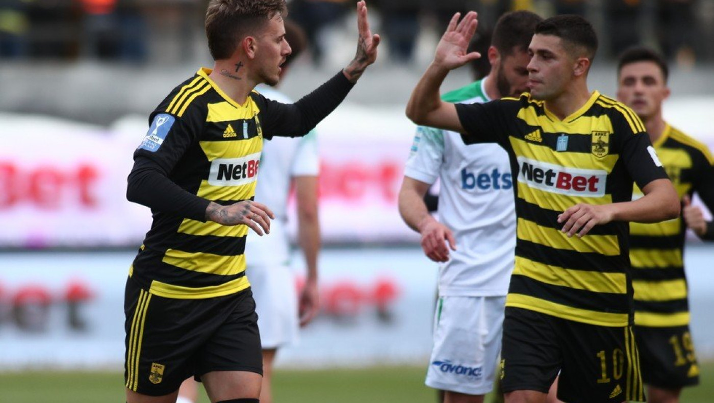 Ο Μαντσίνι έσπασε το ρόδι από την άσπρη βούλα