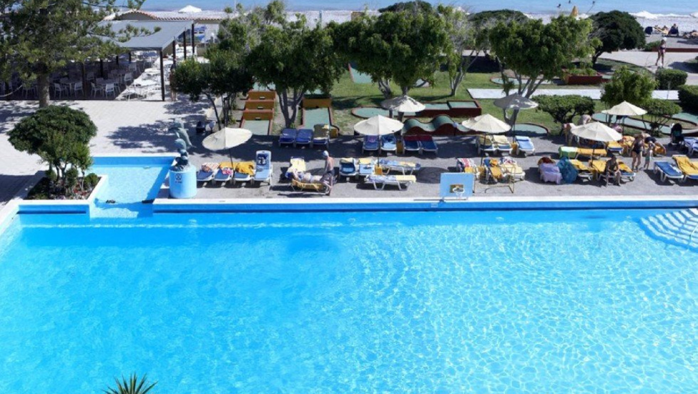 Ρόδος: Αποζημίωση €726.640 για τον πνιγμό των δύο κοριτσιών από τη Γαλλία σε πισίνα