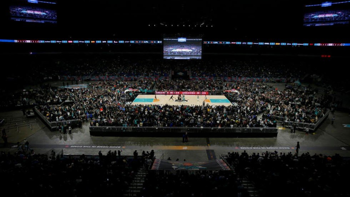 68.323 θεατές στο Alamodome για το Σπερς-Ουόριορς