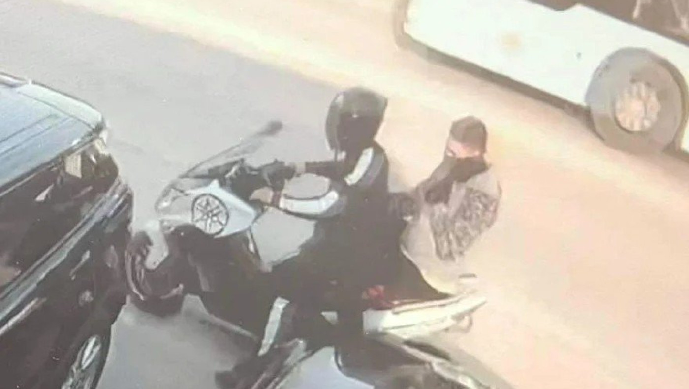 Θεσσαλονίκη: Διαρρήκτες με... σκούτερ «χτυπούν» πολυτελές αυτοκίνητο