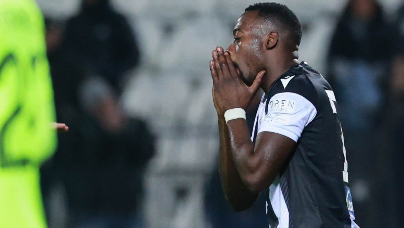 Νάρεϊ: «Οδηγηθήκαμε σε λάθος αποφάσεις»